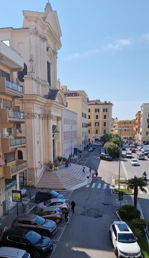 Bed and Breakfast Md House Civitavecchia Esterno foto