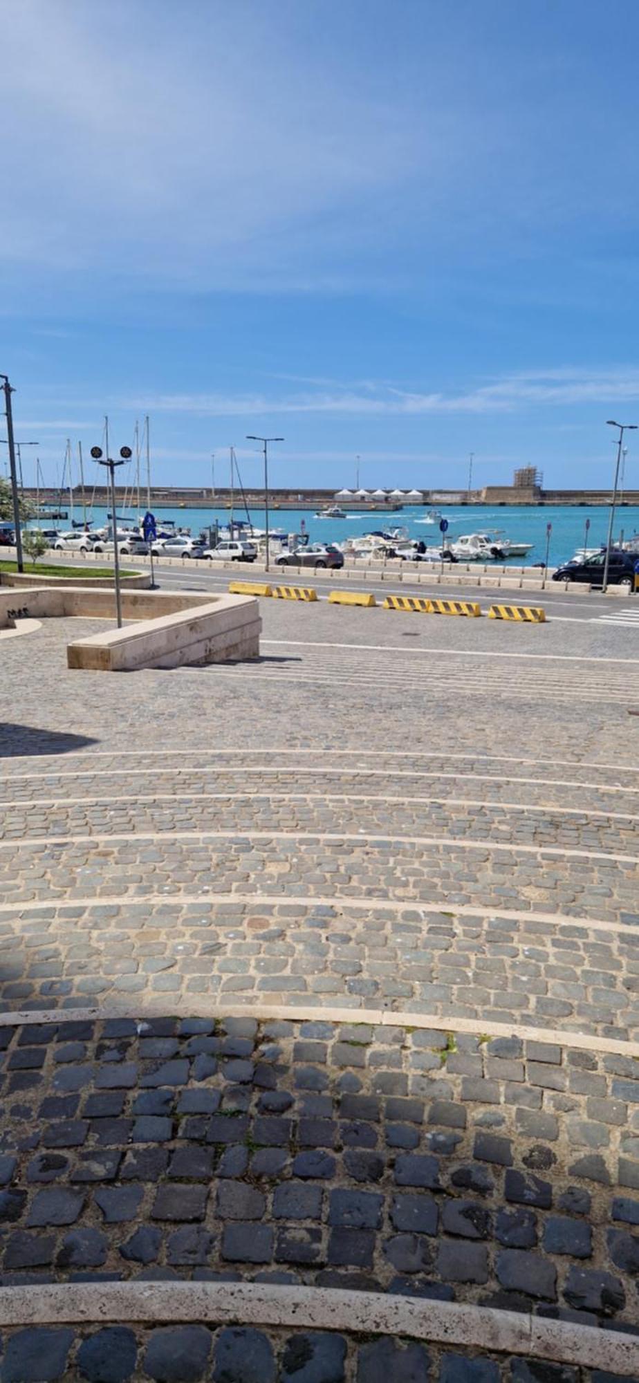 Bed and Breakfast Md House Civitavecchia Esterno foto